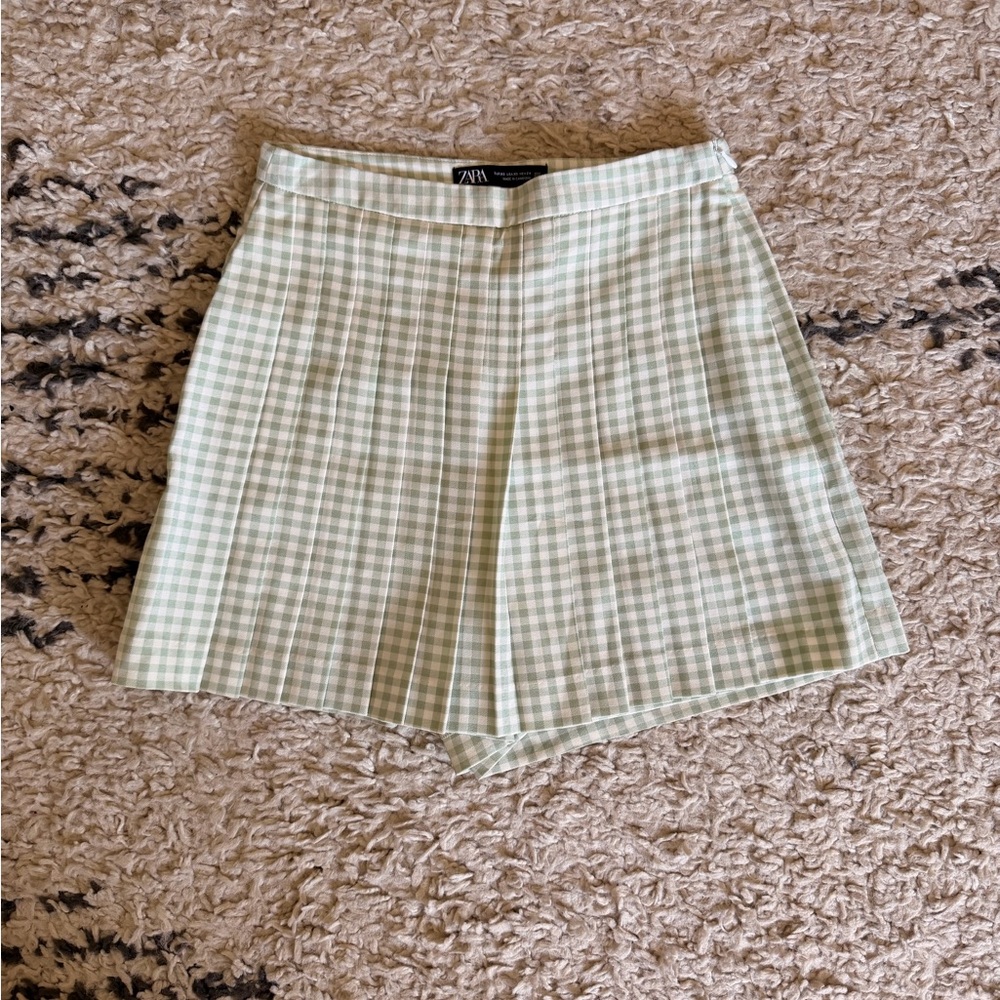 Zara Green and White Plaid Mini Skort